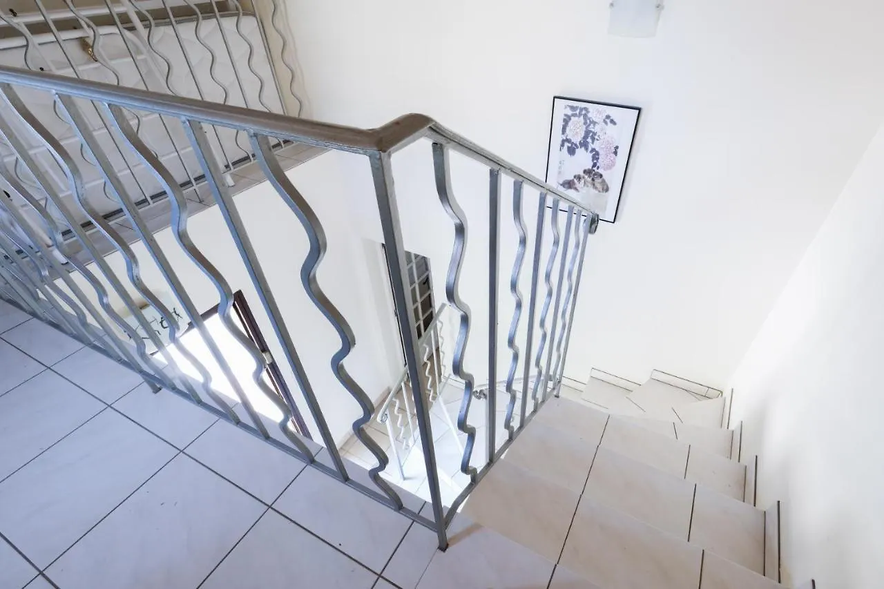 Villa Eusebio Lorgues France